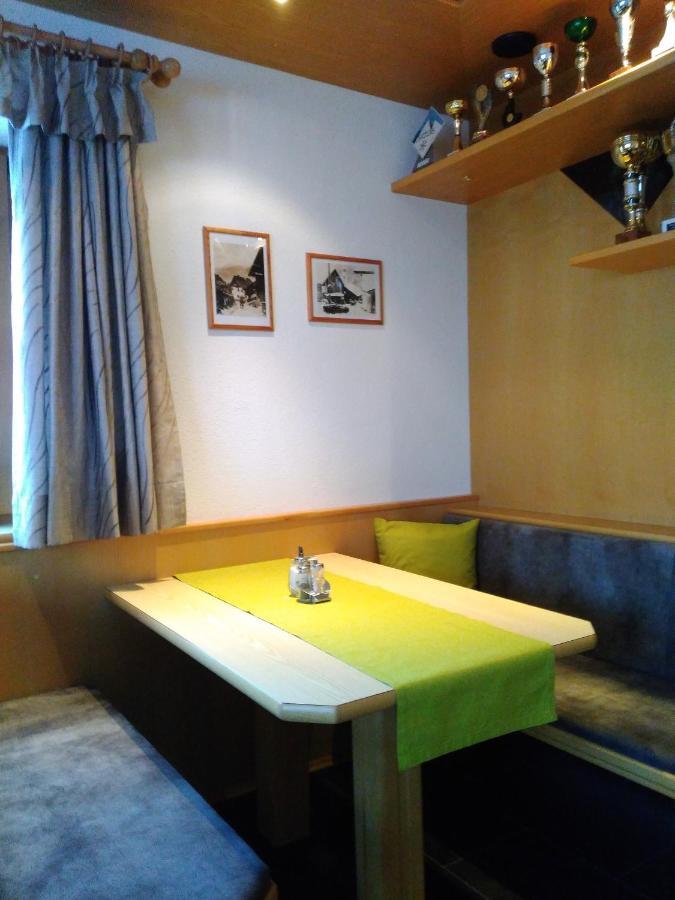 Haus Edelweiss Bed and Breakfast Jerzens Buitenkant foto
