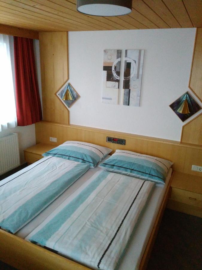 Haus Edelweiss Bed and Breakfast Jerzens Buitenkant foto